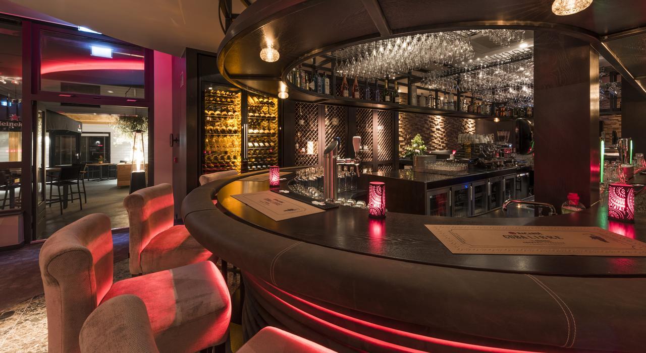 尤尼库姆埃尔赞哈根餐厅酒店 波尔代克 外观 照片